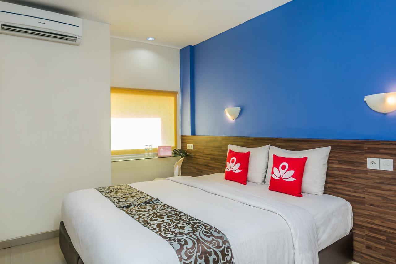 Zen Rooms Basic Jimbaran Taman Mulia Стая снимка