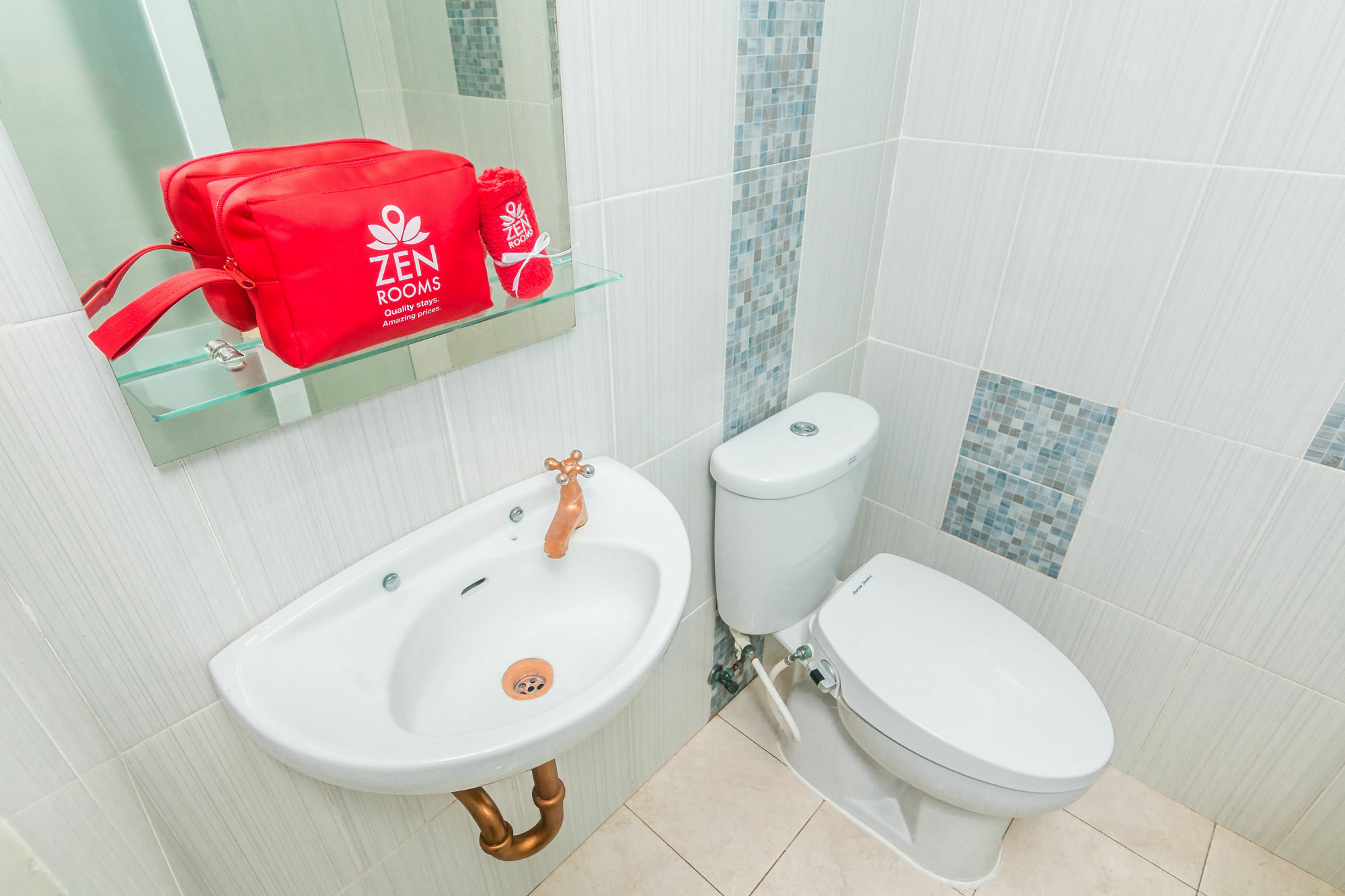 Zen Rooms Basic Jimbaran Taman Mulia Екстериор снимка